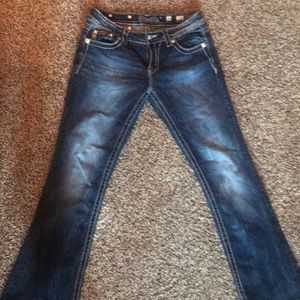 Miss me jeans from the buckle! Barely worn.